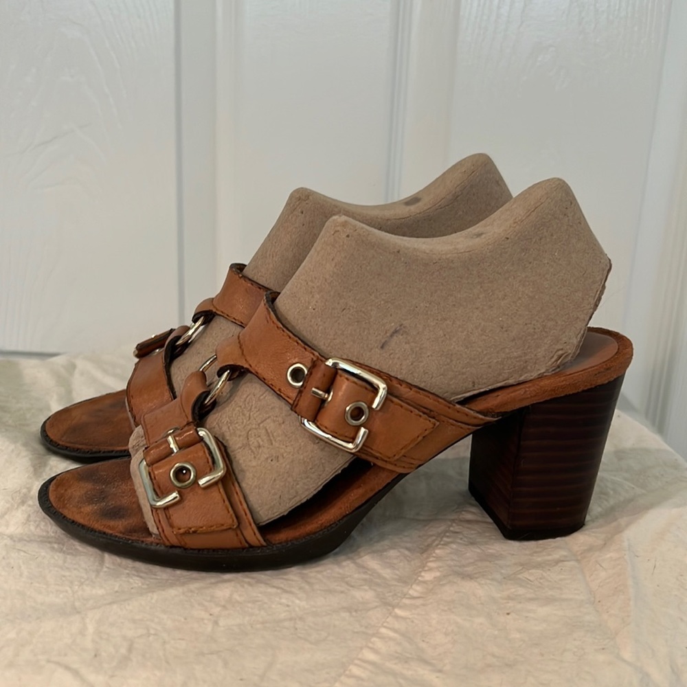 Nine West block heeled slide sandal.